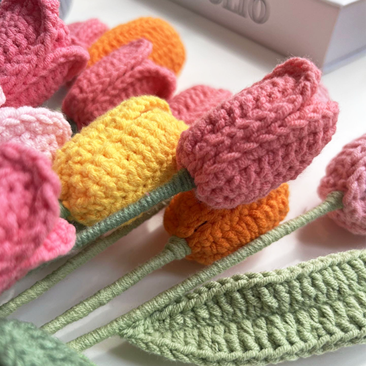  Handmade Knitting Crochet Flower Tulip Bud, Unique Tulip Bud  Design, Artificial Flower, Versatile Decoration Made with Durable Yarn,  Perfect for Home Decor and Gifts (6 Mix Flowers) : Home & Kitchen